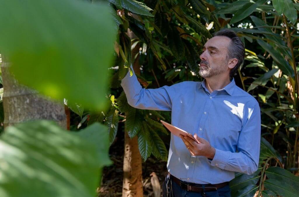 Staff-Maurizio-Rossetto-fieldwork-1024x676.jpg