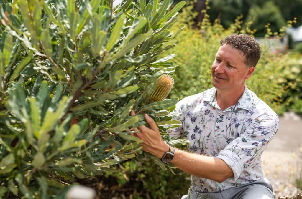 Staff-Damian-Wrigley-banksia-1024 x 676.jpg